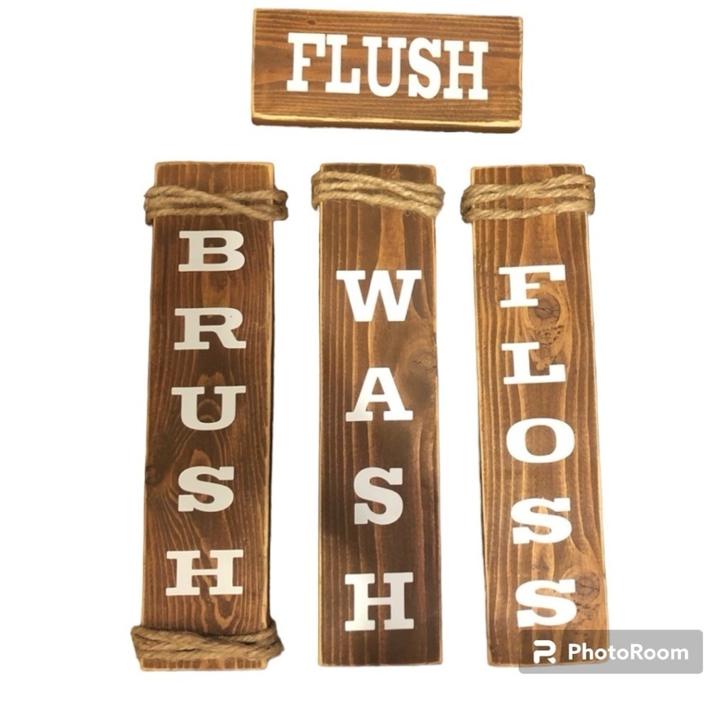 Wooden Bathroom Decor Set